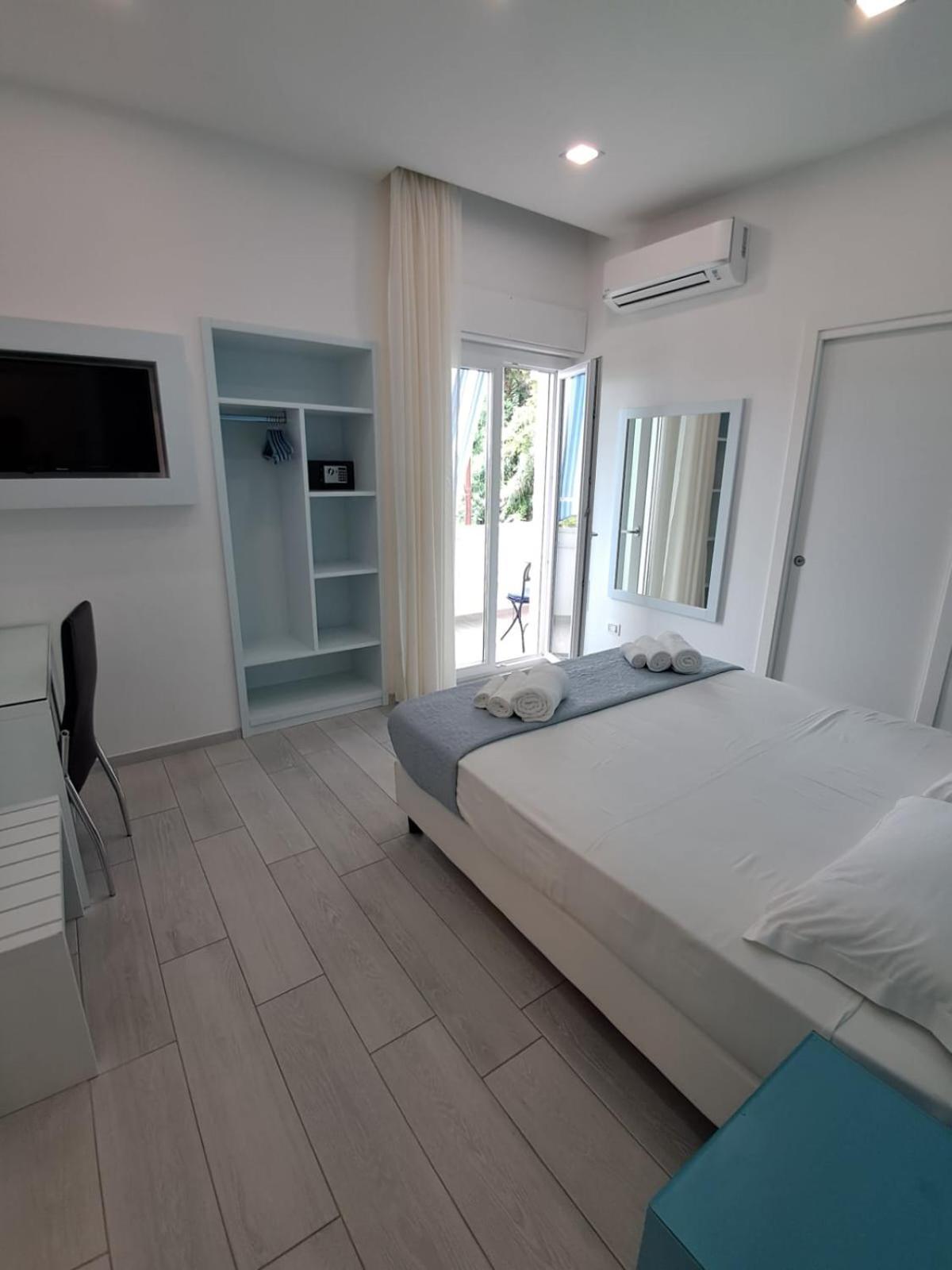 Dreams Tropea Mare "Parking Private" Bed & Breakfast Exterior foto